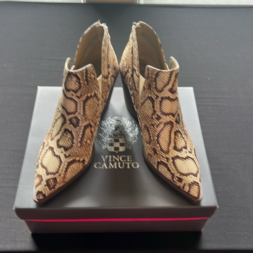 Vince Camuto Natural Reptile Ankle Boot Size 9